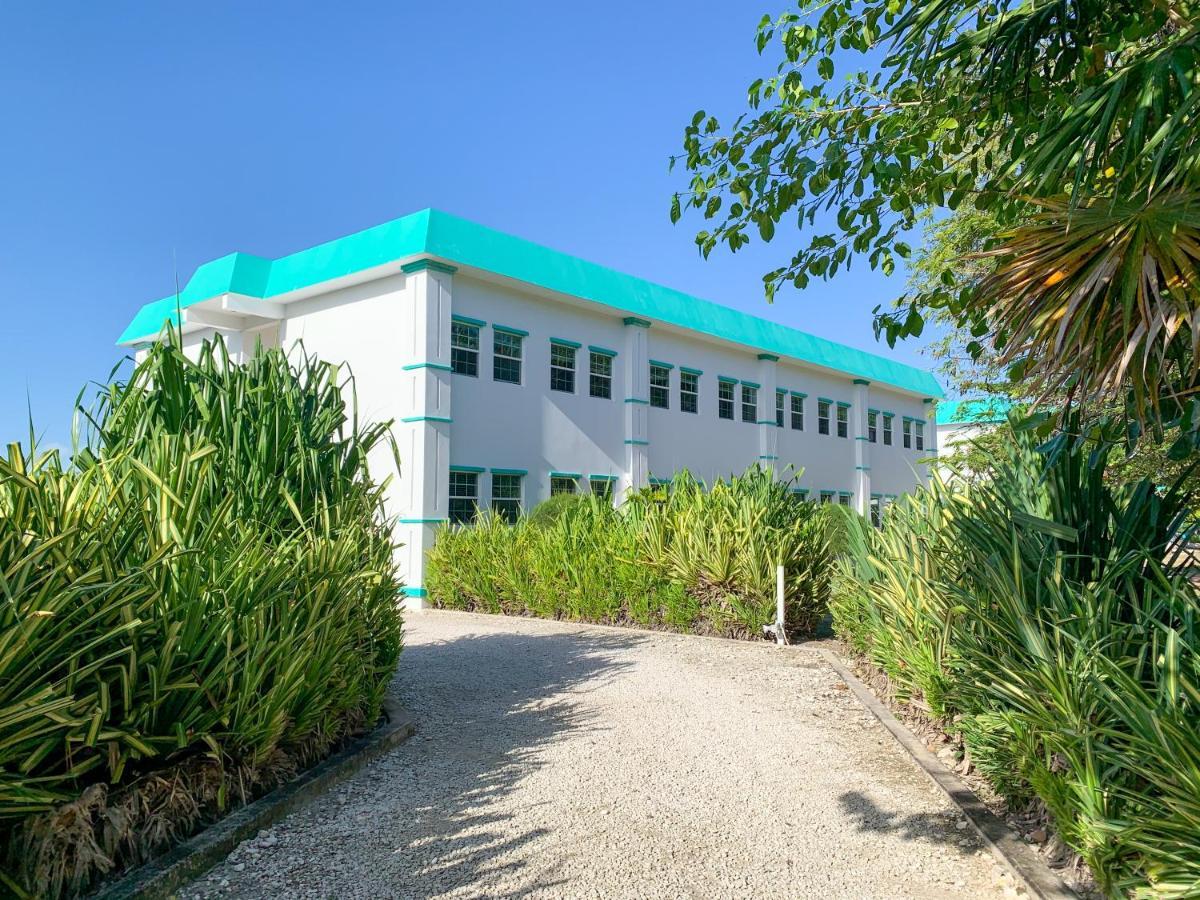 Best Western Grand Baymen Gardens San Pedro  Zewnętrze zdjęcie