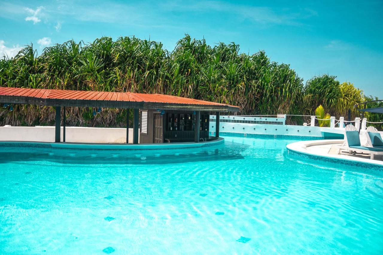 Best Western Grand Baymen Gardens San Pedro  Zewnętrze zdjęcie