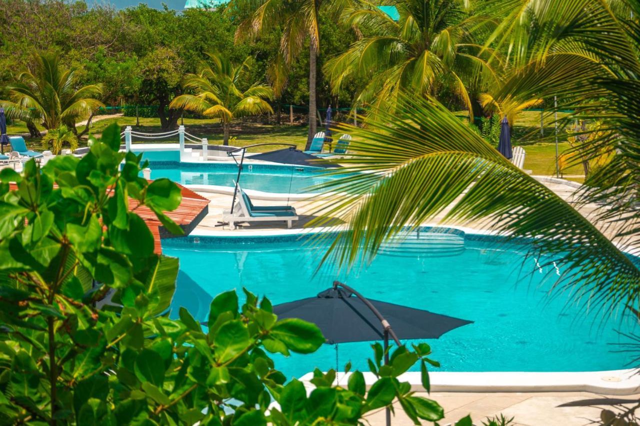 Best Western Grand Baymen Gardens San Pedro  Zewnętrze zdjęcie
